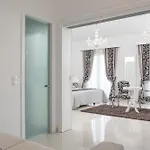 Отель Grand Mykonos Town
