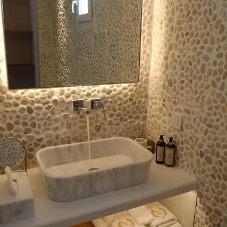 Grand 4* Mykonos Town