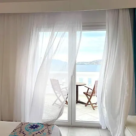 Grand 4* Mykonos Town