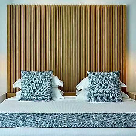 Hotell Grand 4*