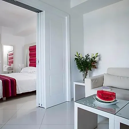 Grand 4* Mykonos Town