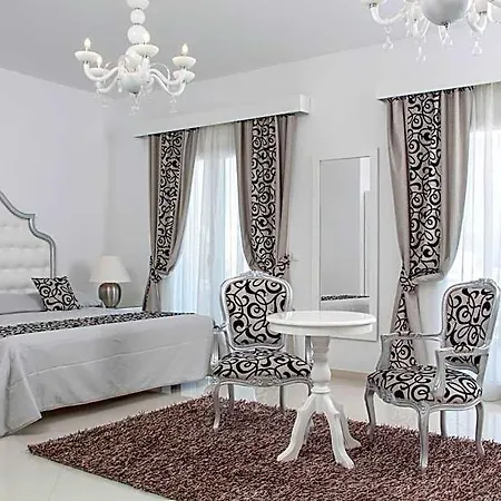Grand Hotel Mykonos Town