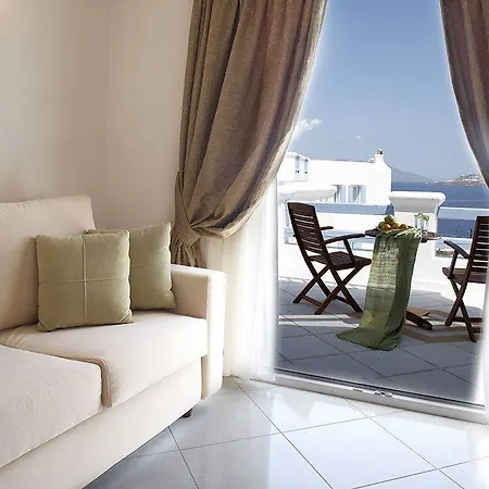 Grand 4* Mykonos Town